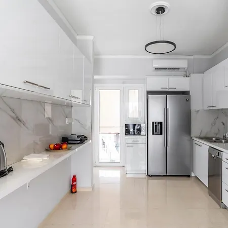 Penthouse In The Heart Of / Koukaki Area Athens