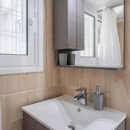 Penthouse In The Heart Of / Koukaki Area Athens